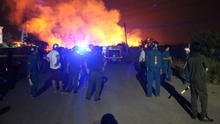 TP.HCM: Khu nhà trọ cháy lớn trong đêm khiến một người tử vong