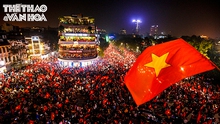Những hình ảnh rơi nước mắt đêm ăn mừng chiến thắng của U23 Việt Nam