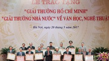 Thành lập Hội đồng cấp Nhà nước xét tặng Giải thưởng Hồ Chí Minh, Giải thưởng Nhà nước về văn học, nghệ thuật