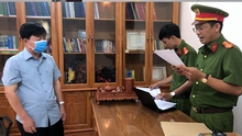 Bắt tạm giam Giám đốc CDC Cà Mau liên quan đến mua sinh phẩm xét nghiệm của Công ty Việt Á