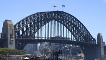 Australia: Lá cờ Thổ dân sẽ được treo vĩnh viễn trên Cầu Cảng Sydney