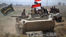 Iraq diễu binh mừng chiến thắng sau khi giành quyền kiểm soát thành phố Hawija từ tay IS