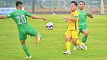 Quảng Nam đón cựu cầu thủ Hà Nội, chia tay 15 cầu thủ