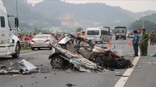 Hòa Bình: Xe ô tô 4 chỗ va chạm với xe tải làm 1 người chết, 2 người bị thương