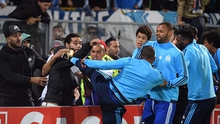 CĐV đòi đuổi cổ Evra: ‘Anh ta không xứng khoác áo Marseille’