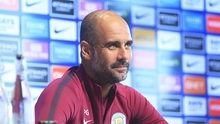 Chưa hết cay cú, Guardiola chê bai nghiệp cầm quân của Gary Neville