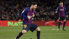 Barcelona 5-1 Ferencvaros: Messi lập kỷ lục, Pique bị đuổi, Barca thắng dễ