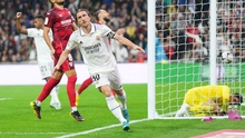 Real Madrid 3-1 Sevilla: Không Benzema, Real Madrid vẫn xây chắc ngôi đầu
