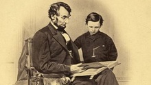 15 lời ‘khẩn cầu’ của Tổng thống Abraham Lincoln gửi tới thầy giáo của con trai, gần 200 năm vẫn còn nguyên giá trị: Muốn con nên người, cha mẹ nào cũng nên đọc!