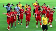 Tuyển Việt Nam trở lại tập luyện, HLV Park nổi nóng với học trò
