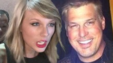 Taylor Swift khai tại tòa: ‘Đó chính xác là một cái bóp mông’