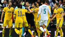 Vén màn lý do thực sự khiến trọng tài Michael Oliver đuổi Buffon