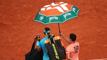 Tennis 29/5: Wawrinka chia tay Roland Garros sớm, Nadal và Sharapova bị thời tiết phá đám