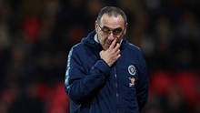 Chelsea thảm bại vì cầu thủ cố tình đá kém, nhằm đẩy Sarri ra đường?