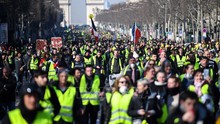Pháp: Bạo lực đột ngột bùng phát trong cuộc biểu tình 'Áo vàng'