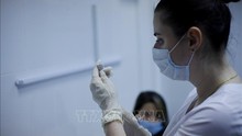 Người Việt tại Nga tiêm thử nghiệm vaccine ngừa COVID-19 lần thứ hai