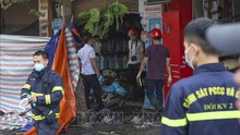 Thăm hỏi, hỗ trợ gia đình các nạn nhân vụ cháy ở phố Tôn Đức Thắng