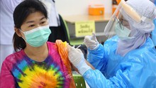 Thái Lan bảo vệ biện pháp sử dụng kết hợp 2 loại vaccine phòng Covid-19