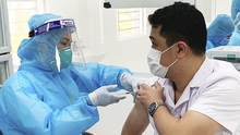 Quyết định sử dụng 12.100 tỷ đồng từ ngân sách mua vaccine phòng Covid-19