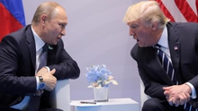 Melania Trump ra tay 'can thiệp' cũng không tách được Tổng thống Donald Trump khỏi Tổng thống Putin