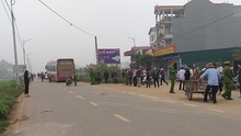 CẬP NHẬT vụ xe khách đâm đám tang ở Vĩnh Phúc: Khởi tố bị can, bắt tạm giam 4 tháng tài xế lái xe khách