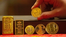 Giá vàng hôm nay 10/7 duy trì đà tăng trên đỉnh cao kỷ lục