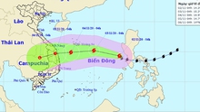 Tin bão khẩn cấp cơn bão số 10 trên Biển Đông