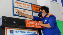 Giá xăng dầu hôm nay 25/2: Cập nhật mức điều chỉnh mới nhất