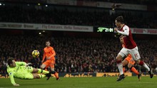 Video clip Arsenal ghi 3 bàn trong 5 phút trước Liverpool