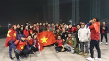 CĐV Việt Nam ở Trung Quốc lặn lội 300km tiếp sức cho U23 Việt Nam