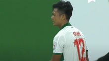 Cầu thủ Indonesia từng 'chém' Tuấn Anh lại tung cước như võ sĩ ở Bán kết AFF Cup