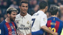 Tràn ngập những cử chỉ 'nhạy cảm', thân mật giữa Ronaldo và Messi