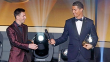 Ronaldo thích bài viết chê Messi không xứng giành Bóng vàng