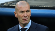 Bayern khủng hoảng, nhảy vào tranh Zidane với M.U