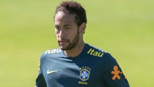Neymar bực tức, bỏ ngang buổi tập của Brazil vì bị đàn em 19 tuổi 'xâu kim'