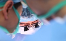 Người chiến sĩ áo trắng và hành trình "tái sinh" 5 cuộc đời