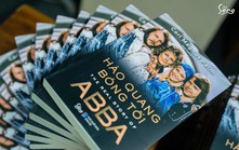 Cuốn sách tái hiện 'hào quang và bóng tối' của ban nhạc ABBA