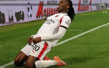 Sao Bồ Đào Nha tỏa sáng, Milan tái chiếm ngôi đầu Serie A