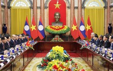 Chủ tịch nước Lương Cường hội đàm với Tổng Bí thư, Chủ tịch nước Lào Thongloun Sisoulith