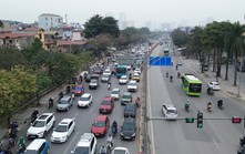 Người dân ùn ùn trở lại Thủ đô sau kỳ nghỉ Tết Dương lịch