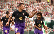Dội mưa bàn thắng trên sân Real Betis, Barcelona tiếp tục vô đối ở La Liga