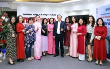 Phía sau những trang báo, thêm một phần sẻ chia