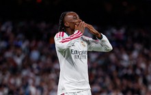 'Bom tấn' Diomande tỏa sáng, Real Madrid đè bẹp Leipzig tại Champions League