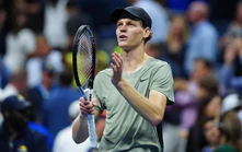 Jannik Sinner chính thức kết thúc sớm mùa giải 2026 vì chấn thương
