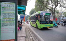 Hà Nội thêm 53 xe buýt điện thay thế xe diesel trên 6 tuyến