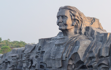 Văn học nghệ thuật - "mặt trận mềm" bảo vệ nền tảng tư tưởng của Đảng trong thời đại số