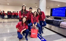 Đội tuyển nữ Việt Nam về Việt Nam đón Tết nguyên đán