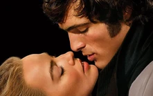 Câu chuyện điện ảnh: Cuộc so kè giữa phim hoạt hình hài hước và phim tình cảm lãng mạn