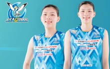 Phụ công duy nhất trong lịch sử Việt Nam ghi dấu ấn đặc biệt ở 2 nền bóng chuyền nữ top 20 thế giới