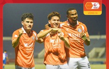 Tuyển thủ U23 Việt Nam phản lưới nhà trong trận thua của PVF-CAND